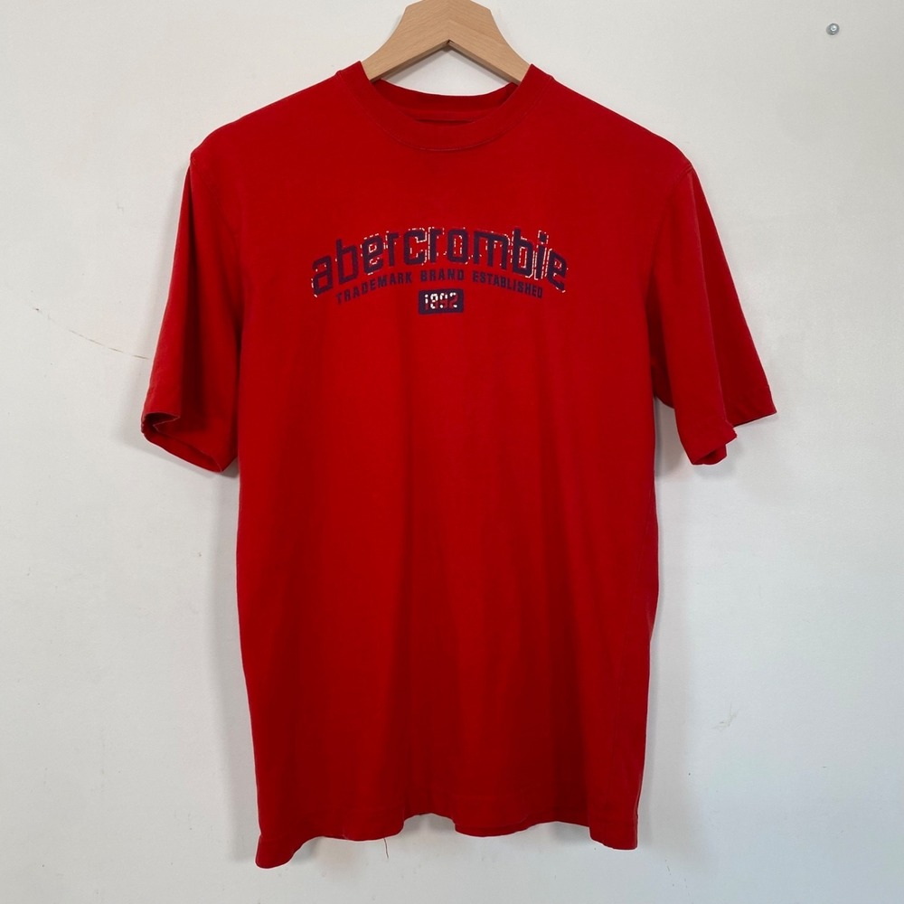 Abercrombie & Fitch Mens Y2K T Shirt Size L Spell Out Preppy Casual Everyday Red